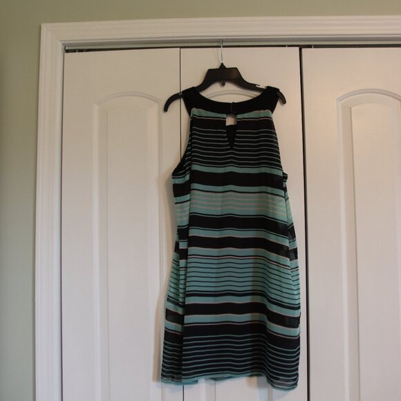 En Focus Petite Black and Aqua Striped Scoop Neck Sleeveless Swing Dress Size 14 - Picture 12 of 13